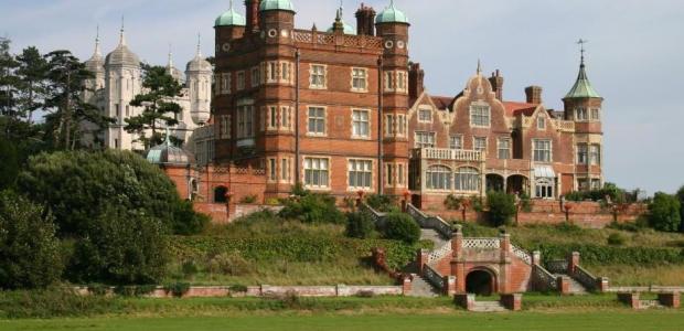 30 best autumn camps in boarding schools United Kingdom for students and children. List, prices, description