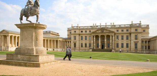 30 best boarding schools Suburb of London for pupils and students. The list of institutions, prices for studying, rankings, reviews
