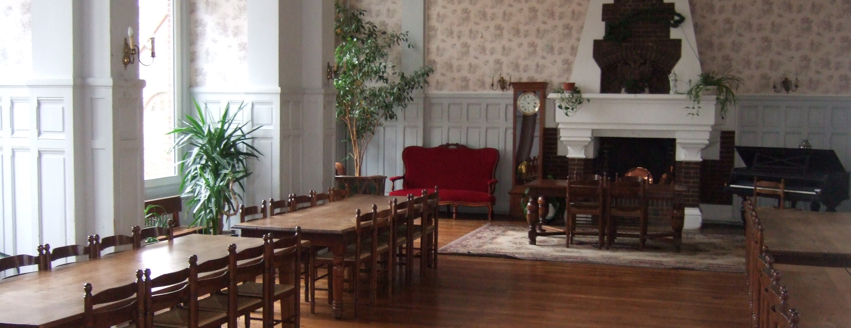 Ecole des Roches Ecole de Roche Private boarding school (VerneuilsurAwre, France) apply