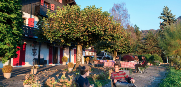 German football camp in Switzerland for international studens. List of 25 top institutions, rankings, prices and tuition fees