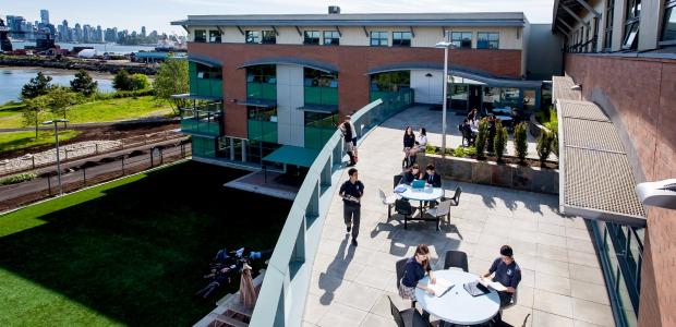 TOP-100 summer camps at private schools abroad for international students on holidays