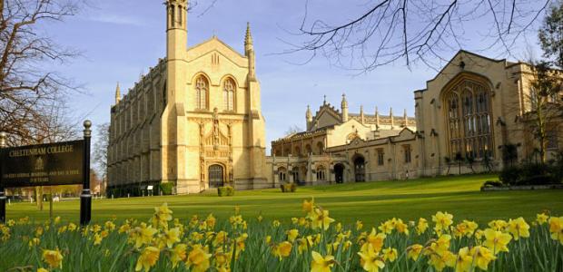 Study Ancient Greek in 30 best institutions in Europe and other countries abroad: study fees, rankings, list of institutions
