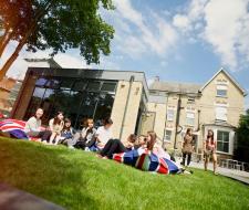 King's College London