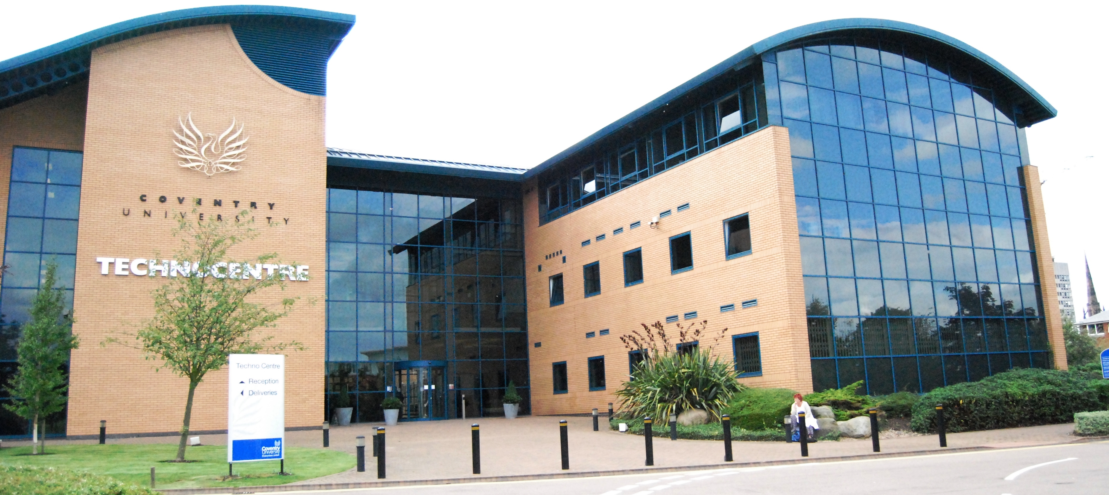 Coventry University (Coventry, United Kingdom) apply, prices, reviews