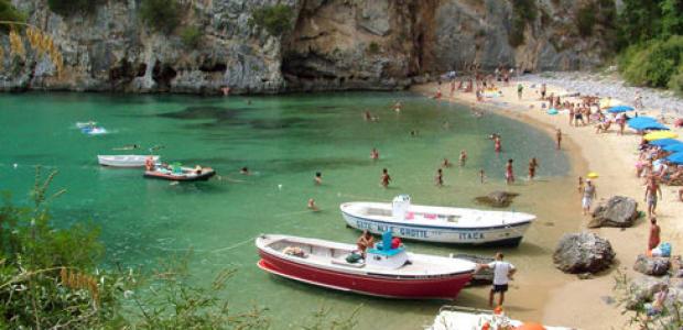Study in Cilento. 30 top schools, colleges, universities and kids camps in Cilento for students from all over the world. List of schools, study fees, rankings