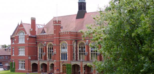 Top 10 boys only schools with holiday camps for kids abroad and in Europe. List, ranking, reviews, tuition fees