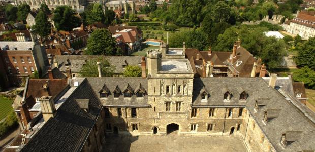 Study Jewelry business in 30 best institutions in Europe and other countries abroad: study fees, rankings, list of institutions