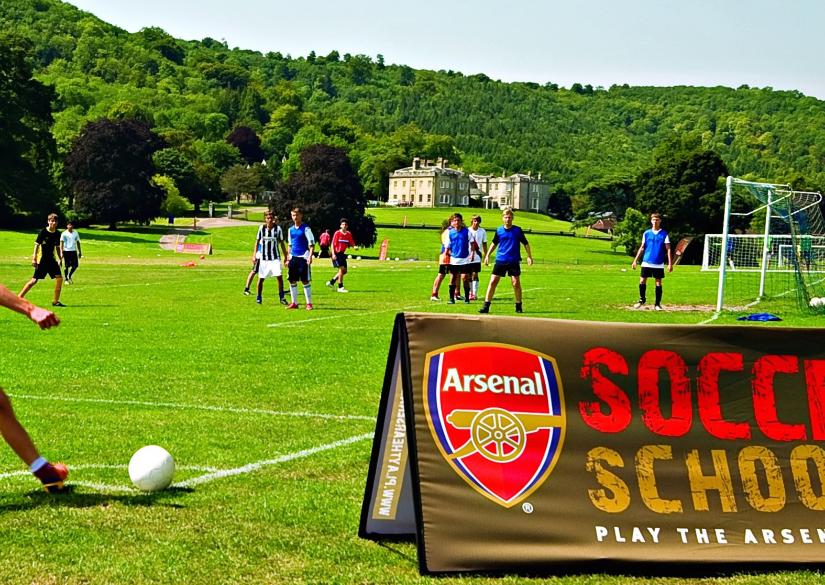 Arsenal Football Camp in Charterhouse School (England) 0