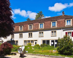 Institut Le Rosey School