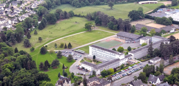 30 best private schools Segre for pupils and students. The list of institutions, prices for studying, rankings, reviews