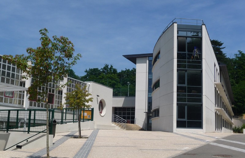 Lycée Blanche de Castille Public School (Nantes, France) - apply