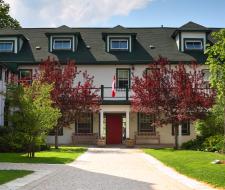 Lakefield College School
