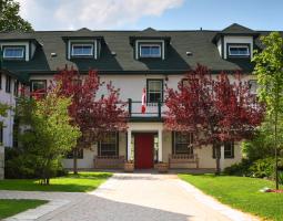Lakefield College School