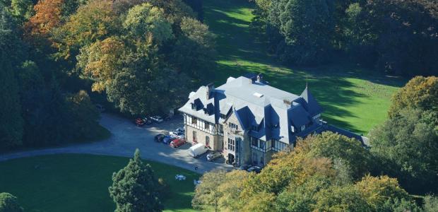 Study in Spa. 30 top schools, colleges, universities and kids camps in Spa for students from all over the world. List of schools, study fees, rankings