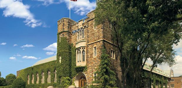 30 best boarding schools Toronto, Ontario for pupils and students. The list of institutions, prices for studying, rankings, reviews