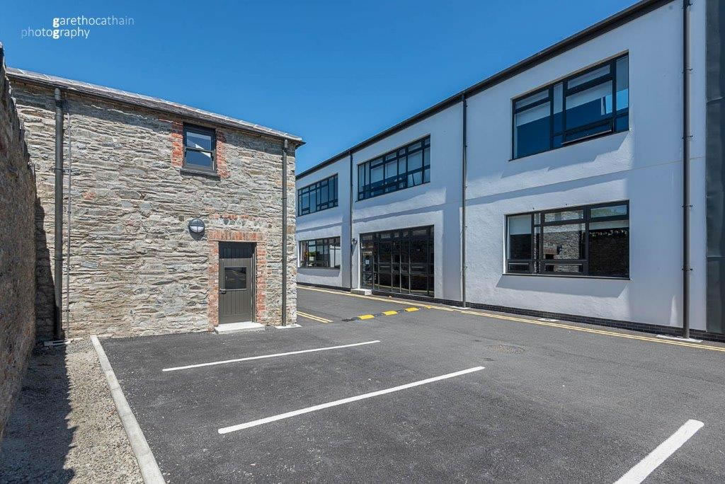 Dundalk Grammar School (Dundalk, Louth County, Ireland) apply, prices