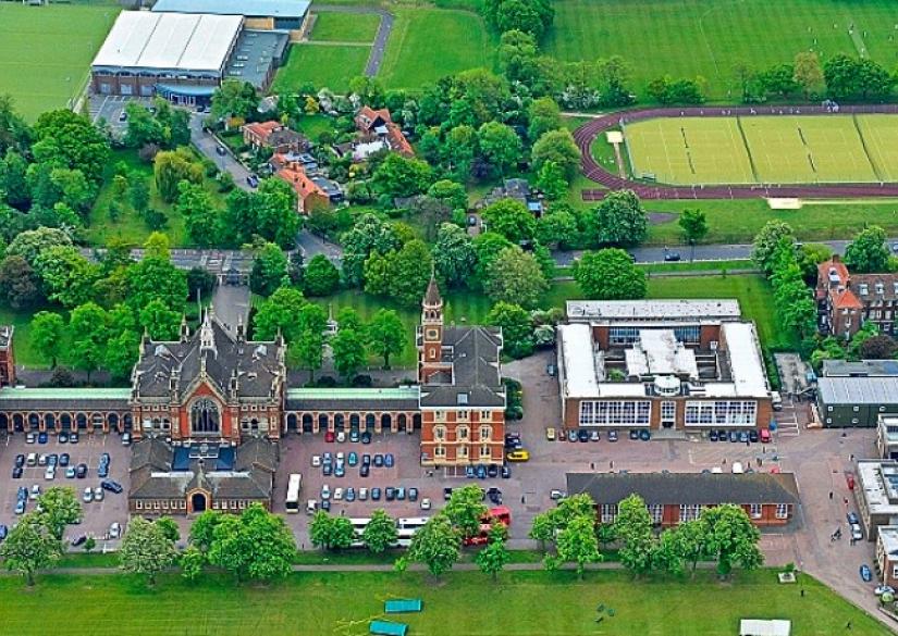 Dulwich College 0