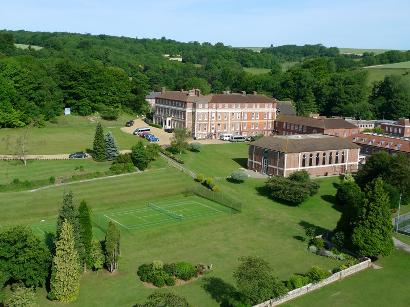Windlesham House School (Surrey, United Kingdom) apply, prices