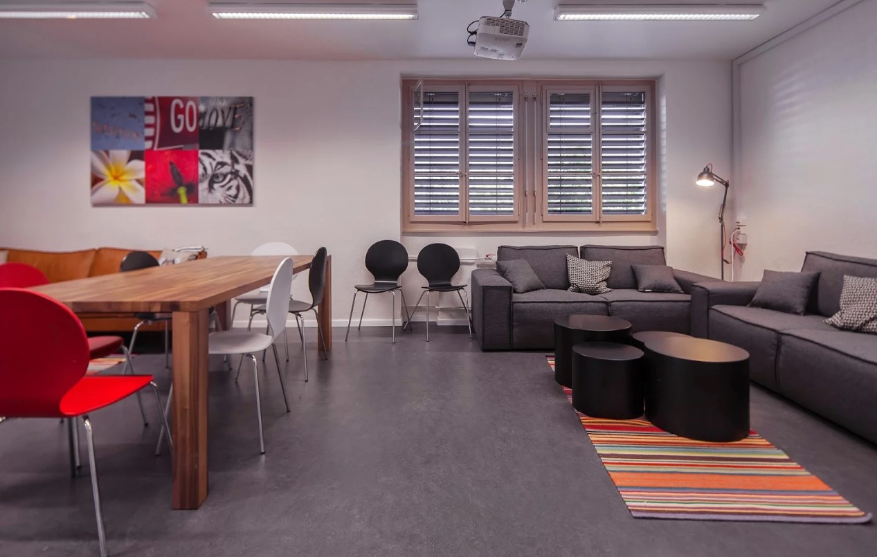 St. Georges School Montreux (Montreux, Switzerland) - apply for a camp