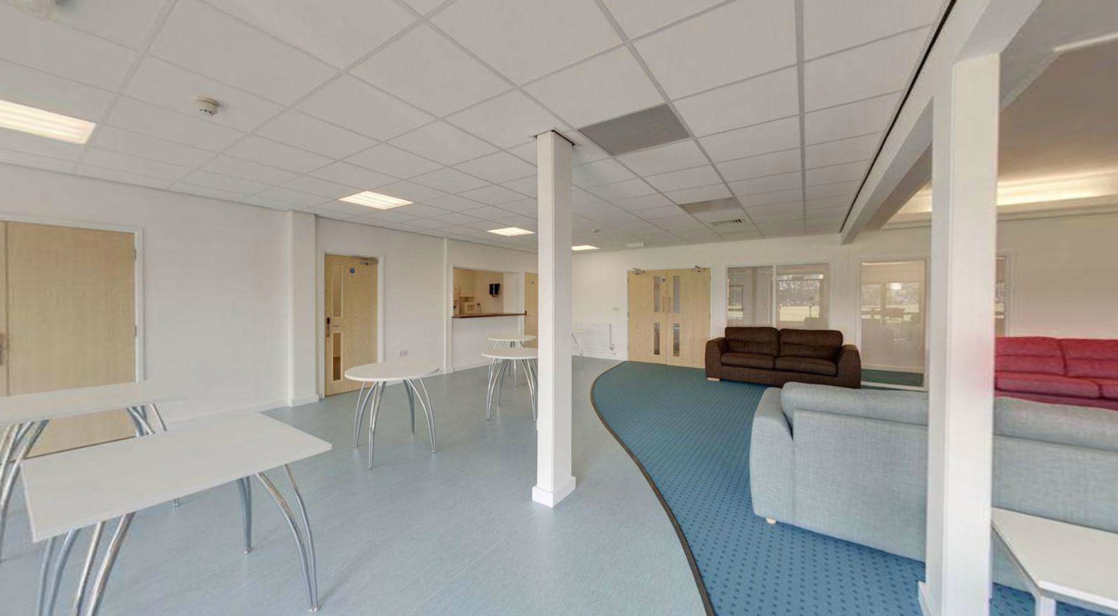 Queens College Taunton (Taunton, United Kingdom) apply, prices