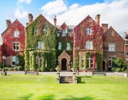Queen Anne's School