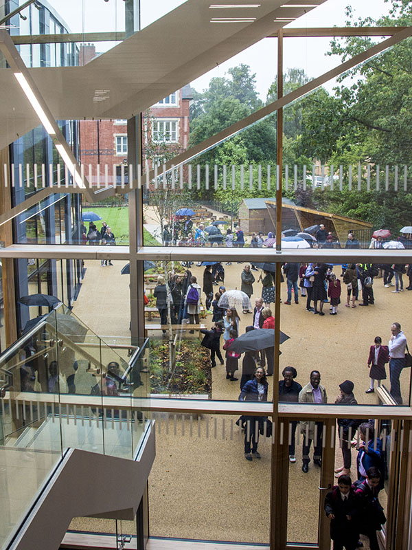 Highgate School (London, United Kingdom) apply, prices, reviews Smapse