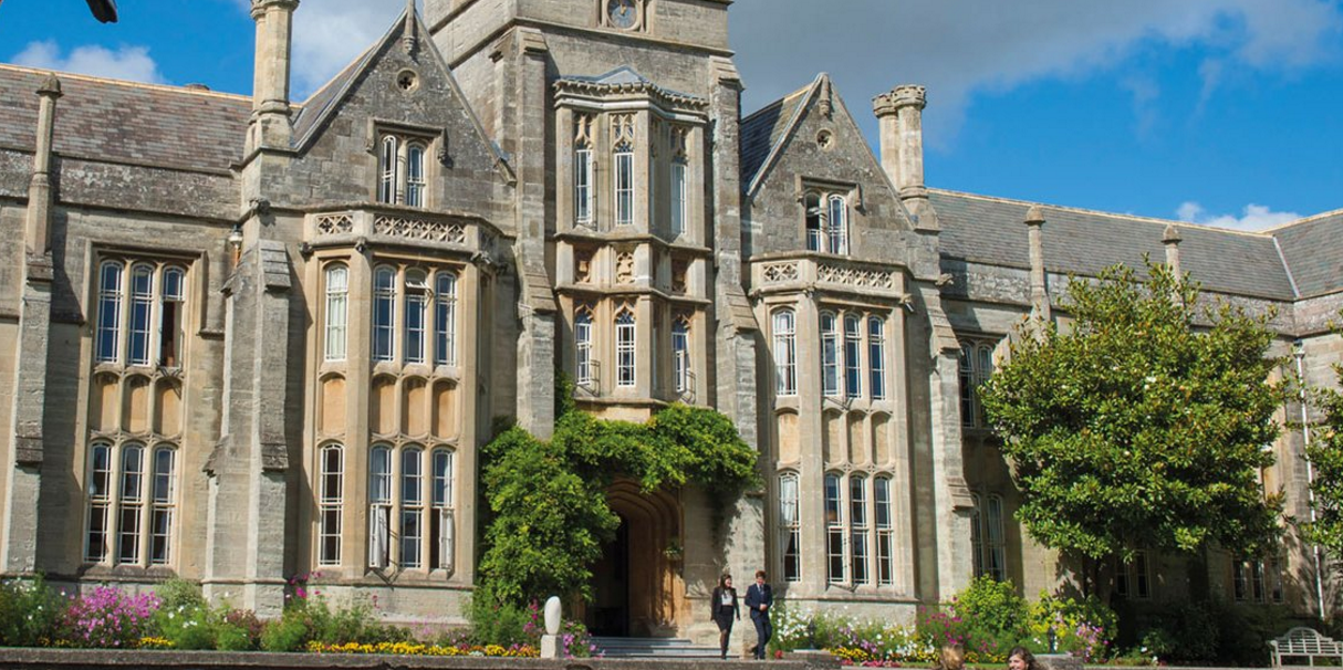 queens-college-taunton-taunton-united-kingdom-apply-prices