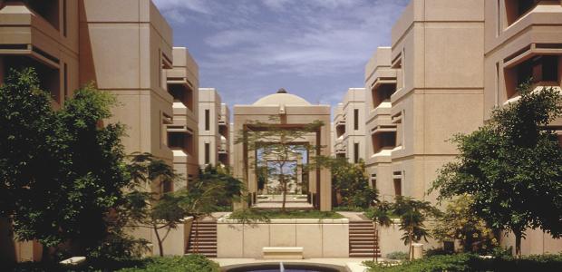 Master's degree (Arabic) in United Arab Emirates for international studens. List of 25 top institutions, rankings, prices and tuition fees