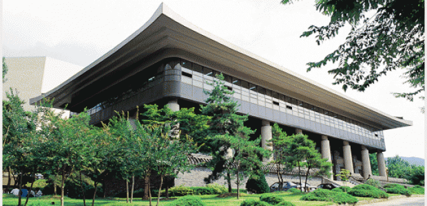 Higher education in South Korea for international studens. List of 25 top institutions, rankings, prices and tuition fees