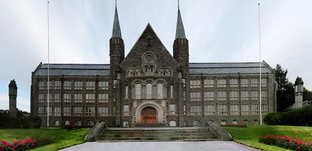 Higher education in Norway for international studens. List of 25 top institutions, rankings, prices and tuition fees