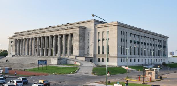 Higher education in Argentina for international studens. List of 25 top institutions, rankings, prices and tuition fees