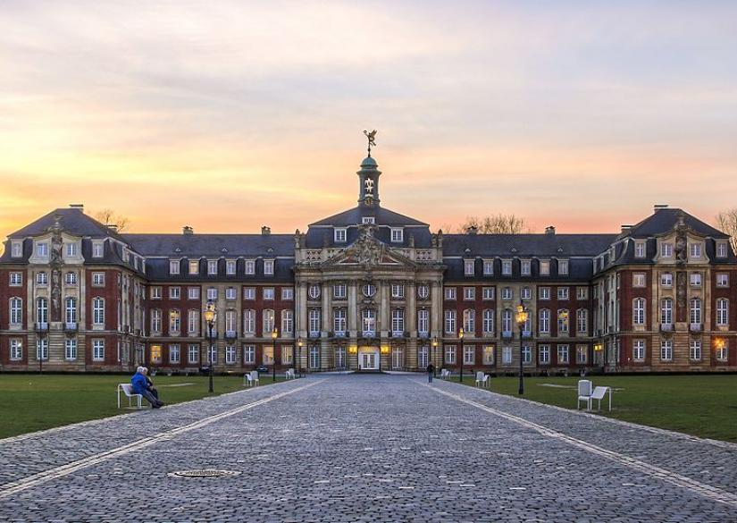 Westfälische Wilhelms-Universität in Münster (WWU) 0