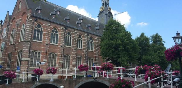 Study in Leiden. 30 top schools, colleges, universities and kids camps in Leiden for students from all over the world. List of schools, study fees, rankings