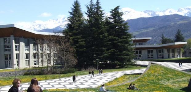 Study in Grenobl. 30 top schools, colleges, universities and kids camps in Grenobl for students from all over the world. List of schools, study fees, rankings