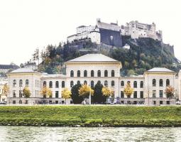 Universität Salzburg (US)