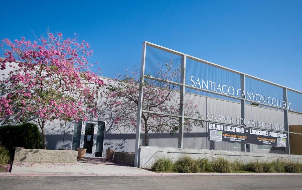 Santiago canyon college (Los Angeles, California, USA) apply, prices