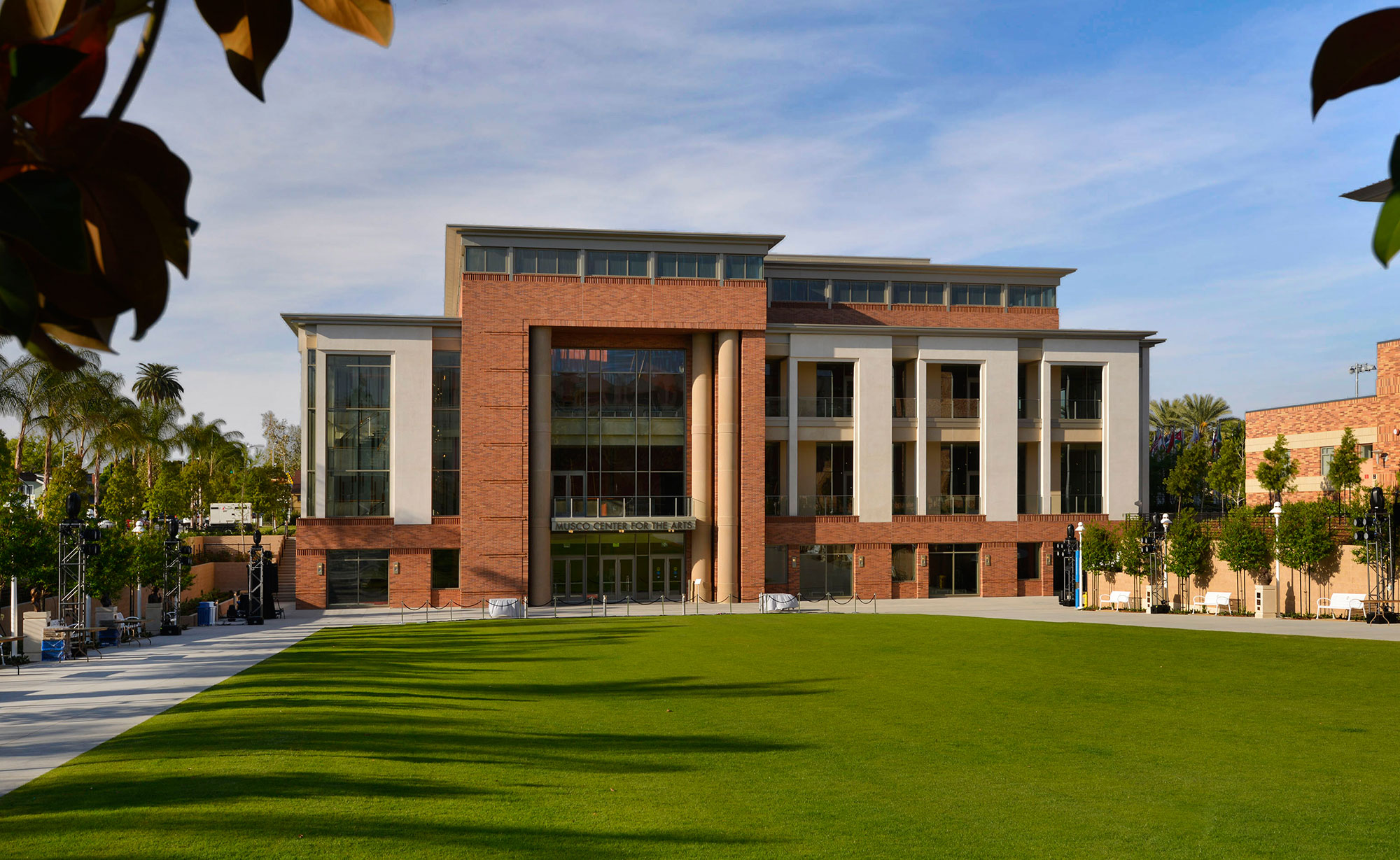 Chapman University (CU) (Orange, California, USA) apply, prices