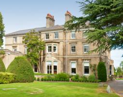 Holmewood House private School