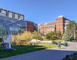 Seattle University (SU)