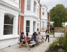 CES Worthing School of English