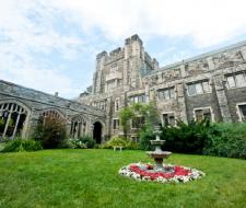 University of Toronto: English Language Program