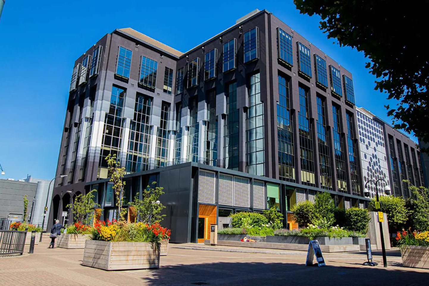 GBS Language School – English Path Canary Wharf, London (London, United ...