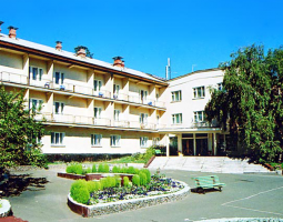 Sanatorio "Bratskoye Vzmorye"