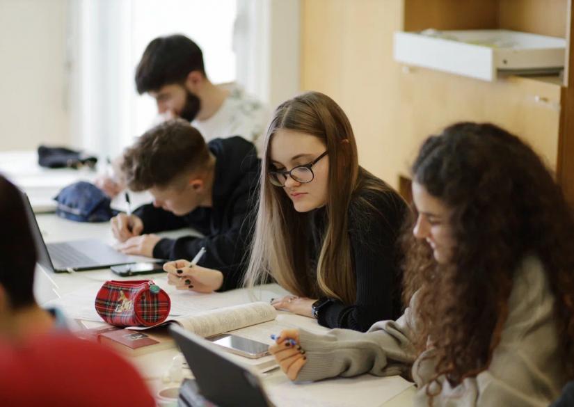 Международная школа алгоритмика. Международная школа алгоритм. международное образование. образование москвы.