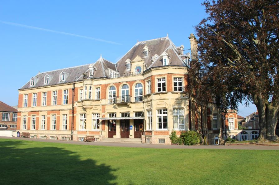 Clifton High School (Bristol, United Kingdom)