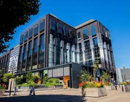 Language School Canary Wharf London 30+