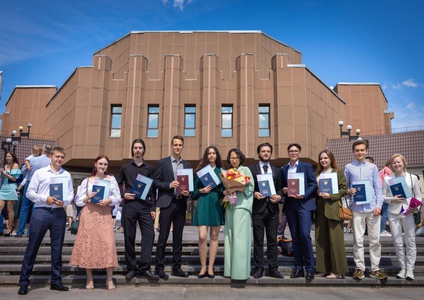 Siberian State Institute of Arts named after Dmitri Hvorostovsky, SGII ...