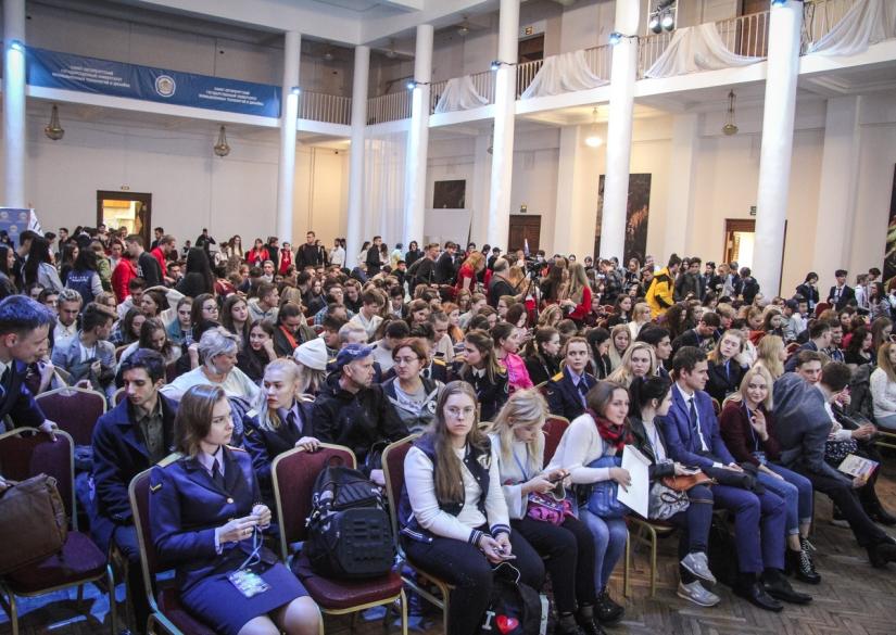 St. Petersburg branch of the Financial University under the Government ...