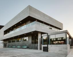 Yago School (Iago Private School)