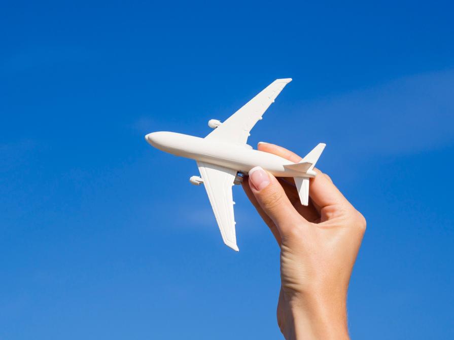 What is the difference between a connecting flight and a transfer?